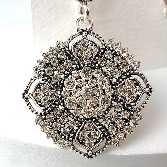 Gorgeous CZ Earrings - Picture 3 of 3